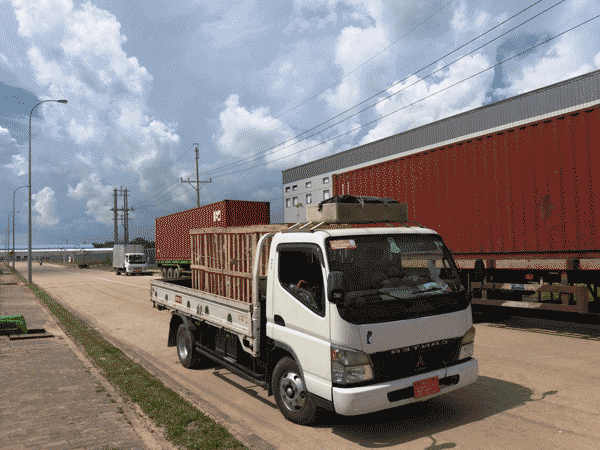 yeslogistic